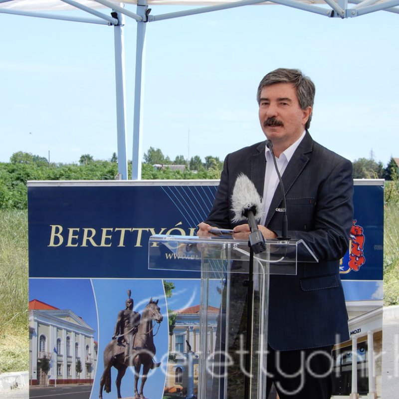 Északi iparterület átadása 06